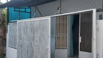 Cho thuê nhà nguyên căn giá rẻ gần Ngã Tư Ga quận 12