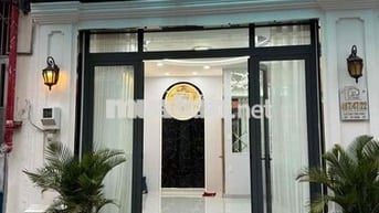 Nhà mới cho thuê mặt bằng kinh doanh nail hoặc gội đầu