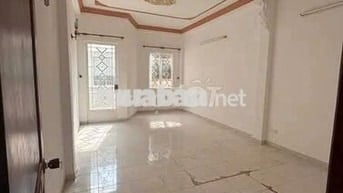 CHO THUÊ NHÀ MẶT TIỀN :  Khánh Hội, Phường 1, Quận 4 