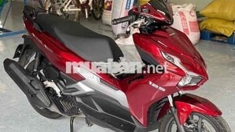 Honda Air Blade 2024 bs 60 ngây chủ ký giấy.