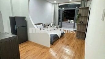 Nhà 8pn CHDV ban công trước/sau - Nguyễn Gia Trí ,Bình Thạnh 