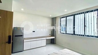STUDIO MỚI XÂY FULL NỘI THẤT SIÊU XỊN - cửa sổ trời - siêu thoáng mát