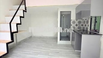 KIOT 1 TRỆT 1 LỬNG NGAY NGÃ TƯ PHÚ NHUẬN - 25M2 - FULL NT - VỈA HÈ 