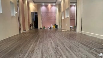 Nhà nguyên căn Quận 10 cho thuê mới đẹp 1 trệt 4 lầu 4,2x12m