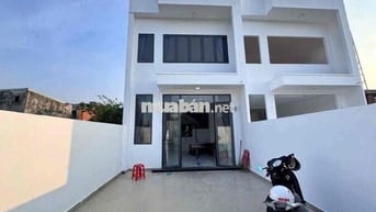 Bán nhà HOÀN CÔNG Đức Hoà Đông  - DT: 5x24  Giá chỉ 1ty7  . 3p ngủ