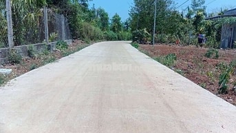 bán đất thổ cư gần trung tâm Xã Eaning