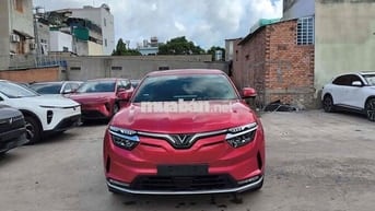 VinFast VF8 Plus 2023 Điện Đỏ