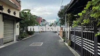 Nhà 2 phòng hẻm ô tô đường Nguyễn Đệ