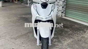 Honda SH 125 2024 Trắng 4.900 km bán trả góp