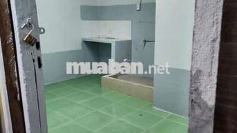 Cho Thuê nhà nhỏ có gác suốt riêng biệt