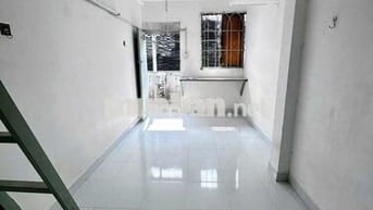 ban công bao nắng lầu 4 thang bộ, gần trường ĐH Văn Hiến, BV Tân Phú