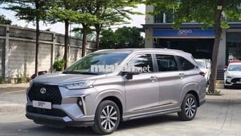 Toyota Veloz CVT 2024 Tự động Xám 46.000 Km
