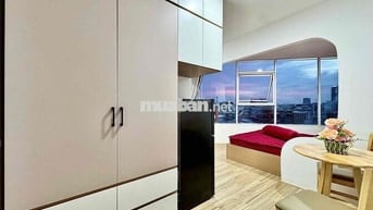 căn hộ ban công cửa sổ lớn view đẹp ngay đhọc BKhoa,KTế,QGia,…..