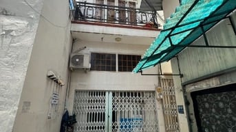 CHO THUÊ NHÀ NHỎ 1 LỬNG 2 LẦU GẦN GA SÀI GÒN