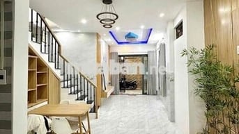 cho thuê nhà đẹp 2tầng Hoàng Diệu thông NVL gần Cầu Rồng - full NT