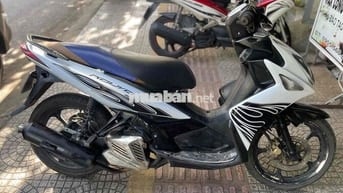 Yamaha Novo LX Tự động Trắng đen