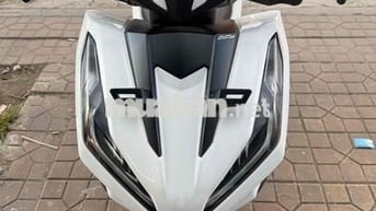 Honda Vario 2025 Trắng Vài ngàn km