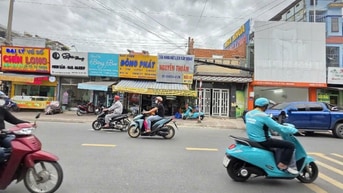 Mặt tiền kinh doanh đường 20m Lý Thường Kiệt gần Vincom Dĩ An . SHR
