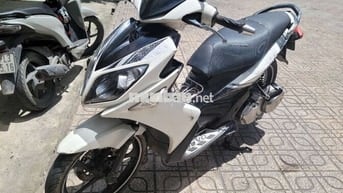 Yamaha Nouvo LX Trắng Xăng