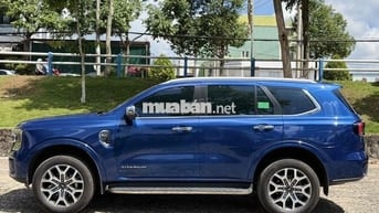 Ford Everest Titanium+ 4x4 NextGen 2022 Xanh