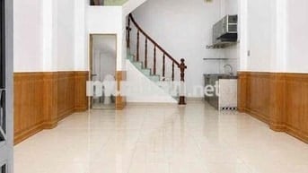 Cho thuê nhà Nguyễn Văn Lượng, 4,5x13m, 1 trệt 3 lầu, hẻm 8m, 17tr