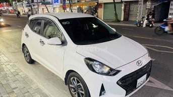 Hyundai i10 Bản full cao cấp Trắng 9.000km