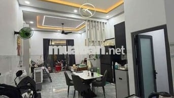 Bán nhà mới xây đường Nguyễn Đức Thiệu, Dĩ An diện tích 103,7m2