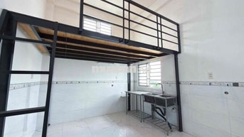 CHO THUÊ PHÒNG GÁC CAO 2M CỬA SỔ TRỜI THANG MÁY SIÊU RẺ TẠI QUẬN 12