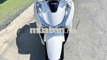 Honda SH 125 2023 ( góp cần cccd không nợ xấu )