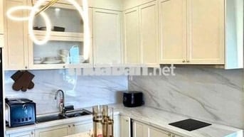 Chủ Ngộp Bán Nhanh 2PN 79M2 Full Nội Thất 2.250Tỷ  Chung Cư C SKY VIEW