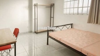 Cho thuê phòng nhỏ đường Cô Bắc, Phú Nhuận (ở 1 nam)
