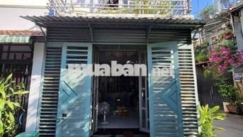 BÁN NHÀ LÔ GÓC 2 MẶT HẺM XE HƠI TẬN CỬA  GIÁ CHỈ NHỈNH 3 TỶ