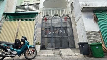 CẦN BÁN GẤP NHÀ HẺM XE HƠI TRẦN VĂN QUANG - TÂN BÌNH