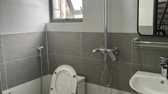 Gấp nhà đẹp ngõ Lương Yên, giá 7.5 tỷ, 27m2x4T, ngõ thông 