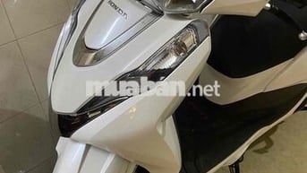 Honda Lead 4val 2022 Trắng