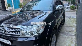 Toyota Fortuner 2009 Số sàn Đen 100.000 km