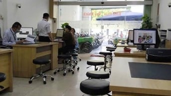Cho thuê MT Hoà Bình ngay Đầm Sen -  5 x 26 - 4 tầng giá tốt