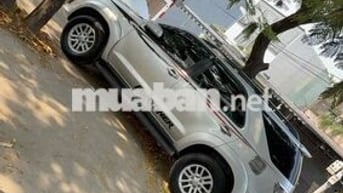Toyota Fortuner Bạc 2012