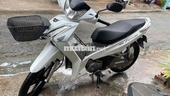 Honda Future 2020 Trắng, máy zin . màu trắng đẹp
