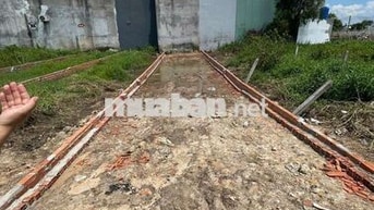 Cần bán gấp lô đất giáp Hóc Môn gần Ngã 3 Mỹ Hạnh