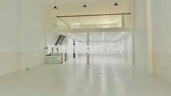 CHO THUÊ MBKD NGANG 8M VỊ TRÍ CỰC ĐẸP TUYẾN KINH DOANH SẦM UẤT Q7