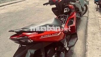 Honda Air Blade 125 4 van màu Đỏ