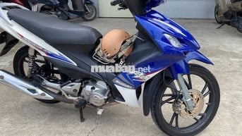 Suzuki Axelo 2013 Xanh Trắng
