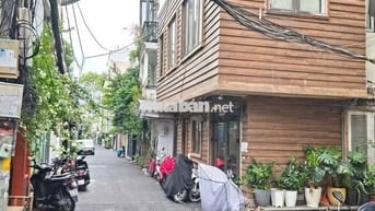 Cho Thuê Mặt Bằng Đường Nguyễn Bỉnh Khiêm, Quận 1 ( Rộng Thoáng )