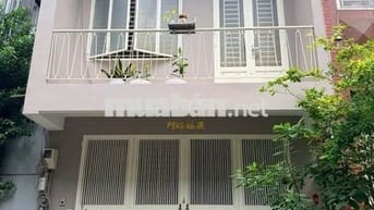 Cho Thuê Nhà Nguyên Căn 134/26G Cách Mạng Tháng 8 Q.10 15Tr _3Pn--3Wc