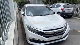Honda Civic 2019 Trắng 5 chỗ Quận 9