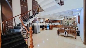 ☘️☘️NHÀ 3 TẦNG FULL NỘI THẤT, RỘNG RÃI KHU BIỂN PHẠM VĂN ĐỒNG