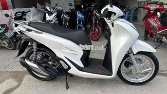 Honda SH 160 2023 Trắng đen ( hỗ trợ góp )