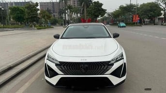 Peugeot 408 Trắng 5 chỗ