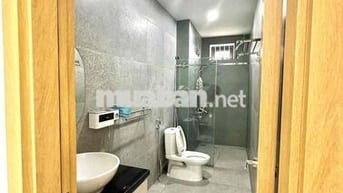 CHO THUÊ NHÀ 3 TẦNG ĐẸP 4PN DIỆN TÍCH KHỦNG 300M² – GIÁ SIÊU MỀM CỰC H